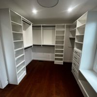 White w/ Pillowtop Drawers